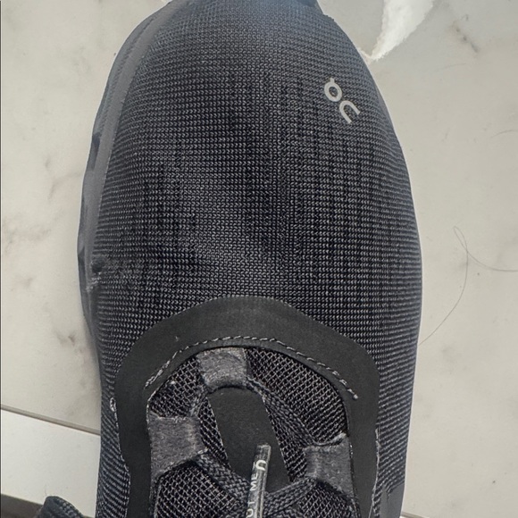 On Running Women Running Shoes - Picture 8 of 10